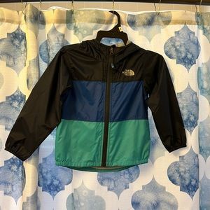 EUC North Face tricolor windbreaker size 3T